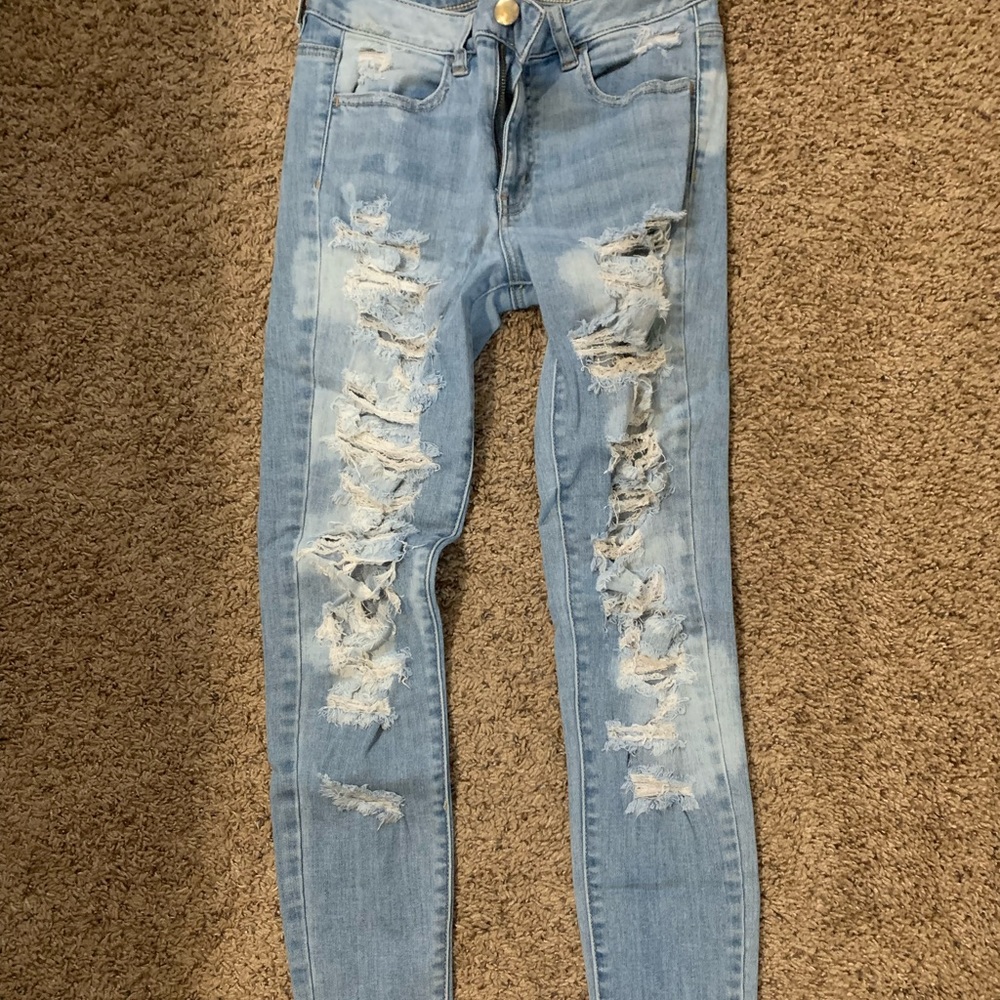 American Eagle Ripped High Rise Jeans